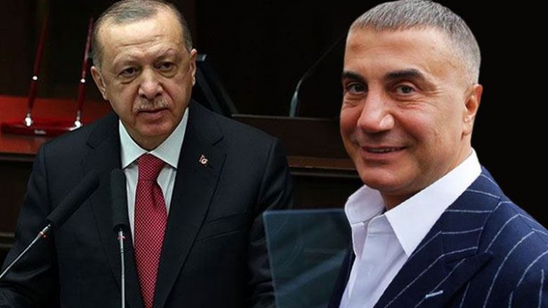 “Qeveria e Erdoganit është e përfshirë në krim dhe korrupsion”, Turqia bllokon videot dhe mesazhet e Sedat Pekerit