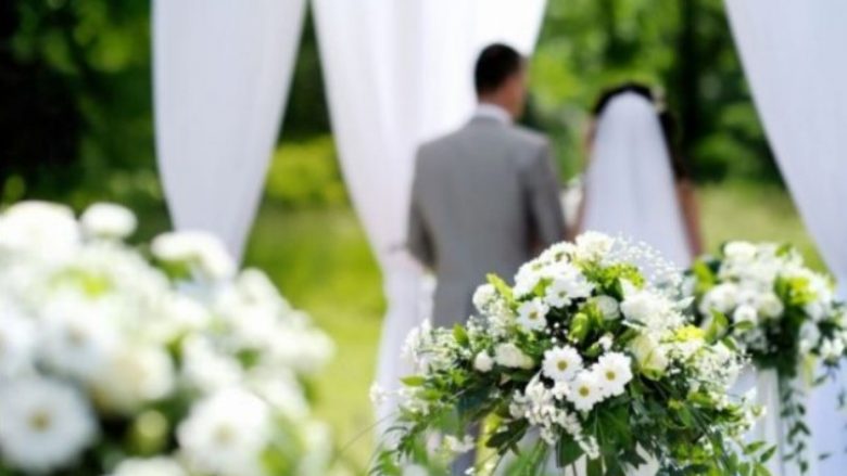 COVID-19 nuk i ndaloi çiftet që të martoheshin, për gjashtë muaj mbi 7 mijë kurorëzime ndodhën në Kosovë