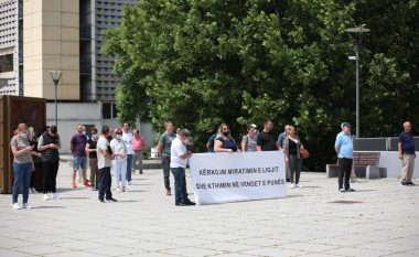 Punëtorët e Lotarisë së Kosovës: Qeveria nuk mbajti premtimin për të bërë zgjidhje