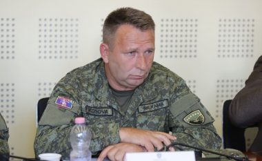 Raportimi i komandantit të FSK-së me dyer të mbyllura