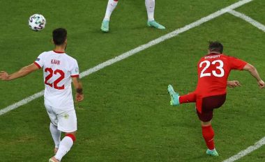 Zvicra shkon në pushim të pjesës së parë me dy gola epërsi ndaj Turqisë