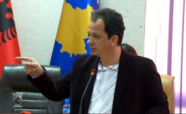 Deputeti i Listës Guxo: Në zgjedhje lokale duhet të shkojmë me identitetin tonë partiak