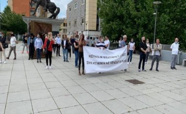 ​Punëtorët e Lotarisë së Kosovës serish në protestë