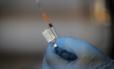 Agjencia evropiane për barna: Nevojiten dy doza të vaksinës për mbrojtje kundër variantit Delta të COVID-19