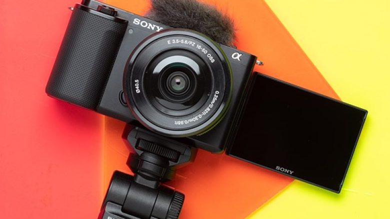 Sony prezanton kamerën ZV-E10 për vlogerë