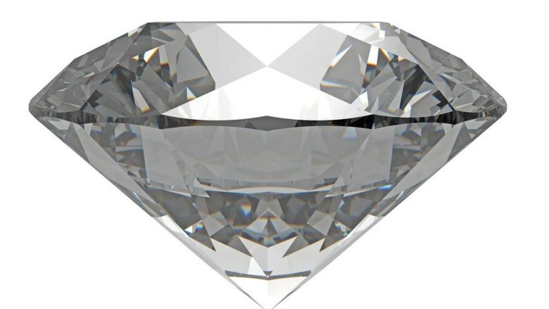 I blerë me bitcoin, diamanti në formë dardhe mbi 100 karat u shit për 12 milionë dollarë – atë e pagoi me kriptovaluta