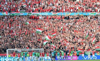 UEFA me dorë të hekurt ndaj Hungarisë për shkak të sjelljeve të tifozëve