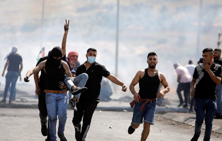 Gati 150 palestinezë u plagosën gjatë protestave anti-kolonizim të izraelitëve