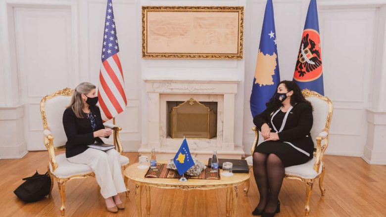 Presidentja Osmani i kërkoi senatores amerikane ndihmë për anëtarësimin e Kosovës në NATO