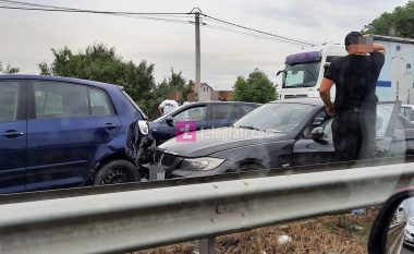 Policia jep detaje për aksidentin në magjistralen Prishtinë-Komoran