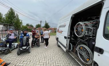 Donacion për Handikos dhe institucionet shëndetësore në Gjilan