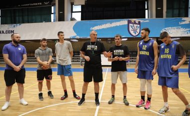 Trajneri i Kosovës U18, Maxhuni: Jam i kënaqur me atë që kanë dhënë basketbollistët në stërvitje
