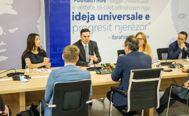 Abdixhiku takohet me Berger, flasin për zgjedhjet lokale dhe liberalizimin e vizave për kosovarët