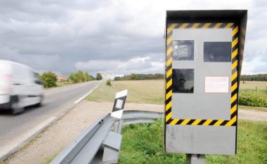 Kaosi në Gjermani: Radarë në rrugë po shkatërrohen me ‘qëllim’, dëmi arrin në miliona euro