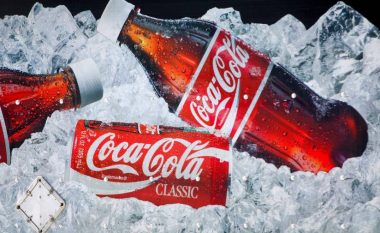 Të ardhurat e Coca-Cola-s u rritën fuqishëm pas rritjes së çmimit