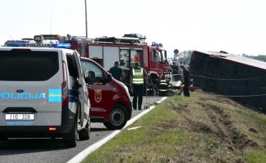 MPJD: Nga aksidenti në Kroaci dhjetë persona kanë humbur jetën, 44 kanë marrë trajtim mjekësor dhe 15 janë me lëndime të rënda