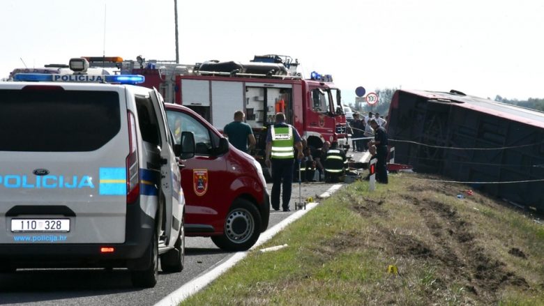 MPJD: Nga aksidenti në Kroaci dhjetë persona kanë humbur jetën, 44 kanë marrë trajtim mjekësor dhe 15 janë me lëndime të rënda