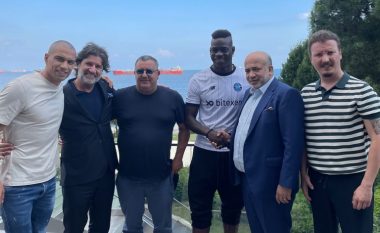 Zyrtare: Mario Balotelli nënshkruan me Adana Demirspor për tri vite