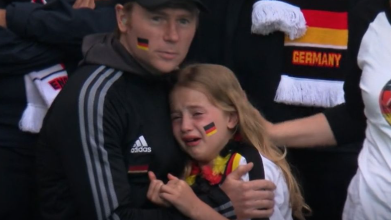 36 mijë funte të mbledhura për vogëlushen që qau në ndeshjen Angli-Gjermani, do të shkojnë për bamirësi