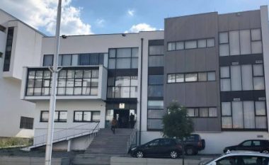 Prokuroria jep detajet për dhunimin seksual të dy të miturave në Gjakovë – kërkon paraburgim ndaj dy personave