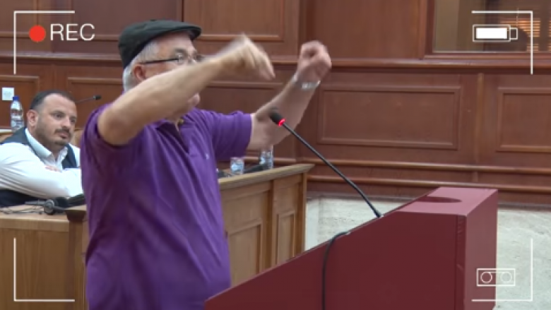 Kuvendari i LDK-së tregon sesi kolegët e VV-së i qesin prej “taktit” opozitën në Prizren: Glvlvlvlvlvlvl