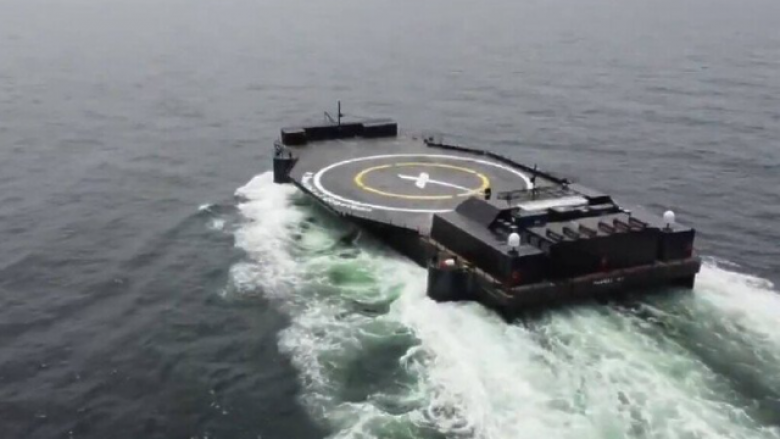 Elon Musk zbulon anijen-dron të SpaceX për ulje raketash në det