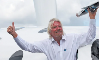 Sir Richard Branson pritet të fluturoj drejt hapësirës më 11 korrik – disa ditë para Jeff Bezosit