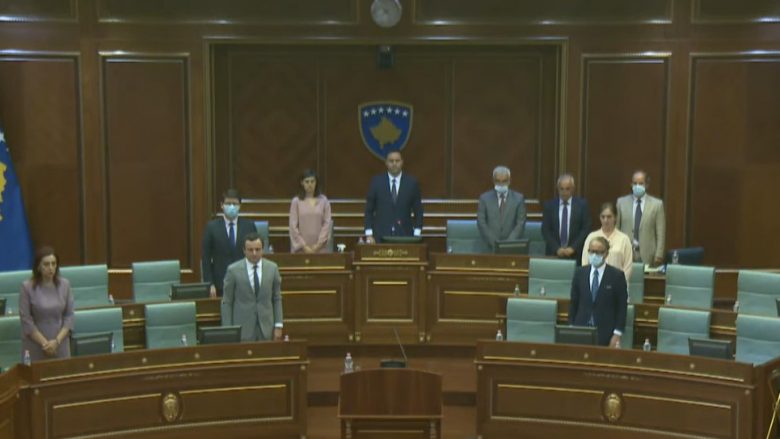 Kuvendi nis seancën me një minutë heshtje në nderim të viktimave të aksidentit tragjik në Kroaci