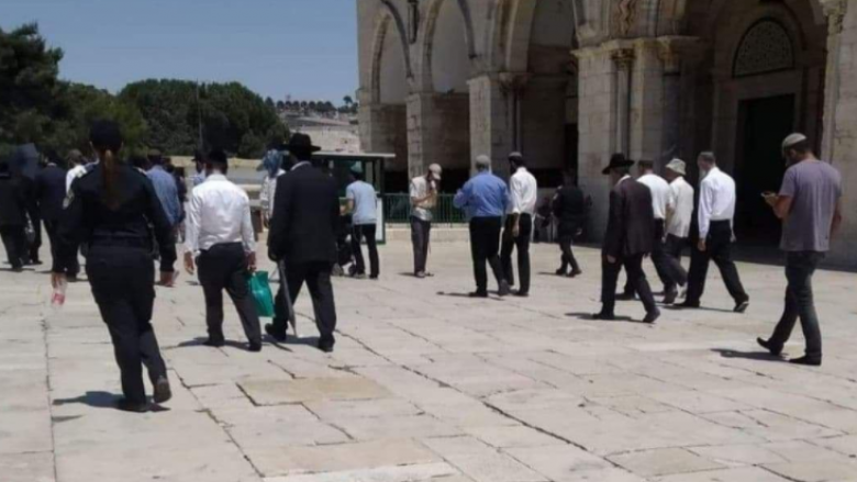 Sërish tensionohet situata në Jerusalem – dhjetëra kolonë izraelitë hynë në Xhaminë Al-Aqsa