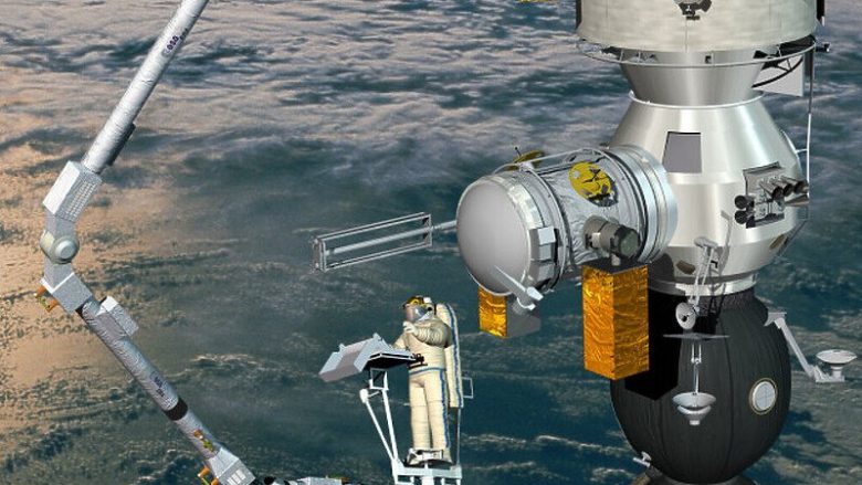 Krahu robotik do të lëvizë në Stacionin Ndërkombëtar të Hapësirës pas një vonese 20-vjeçare