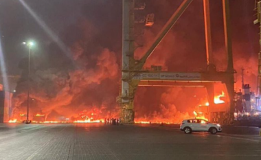 Shpërthim i fuqishëm në portin e Dubait