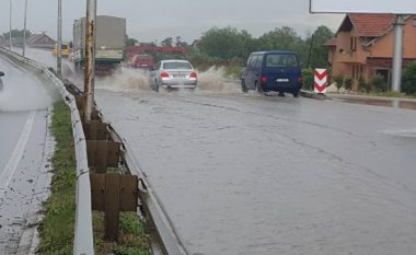 Lutfi Haziri aktivizon shtabin emergjent, pas reshjeve të mëdha të shiut në Gjilan