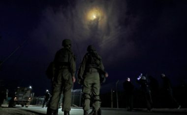 Ushtria izraelite: Dy raketa janë lëshuar nga Libani drejt Izraelit verior