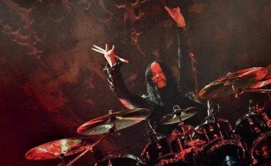 Ka ndërruar jetë Joey Jordison, bashkëthemeluesi dhe bateristi i parë i “Slipknot”