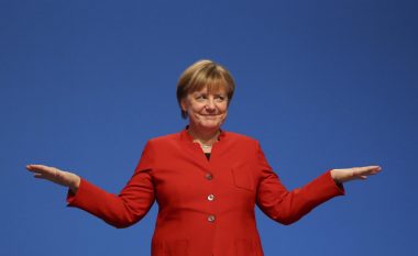 Merkel po përgatitet të largohet, por nuk ka kohë që të mendojë për jetën pas zyrës