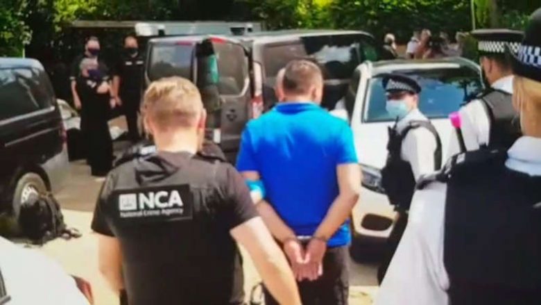 Arrestohet 7 shqiptarë, trafikuan qindra emigrantë në Angli