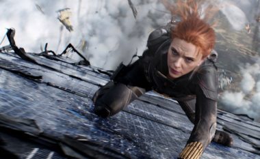 Scarlett Johansson padit Disneyn lidhur me filmin “Black Widow”