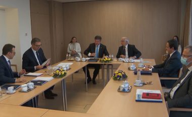 Takimi Kurti-Vuçiq, Borrell: Pres qasje konstruktive nga Kosova dhe Serbia