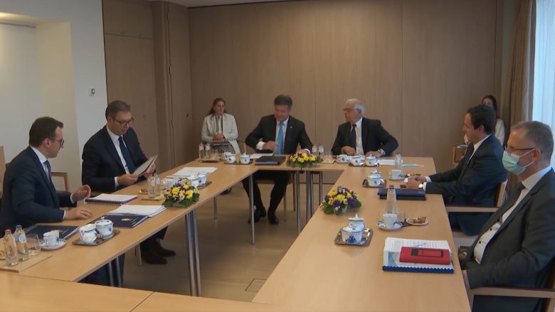 Takimi Kurti-Vuçiq, Borrell: Pres qasje konstruktive nga Kosova dhe Serbia