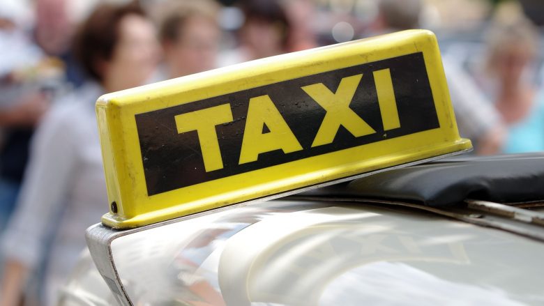 Drenas, taksistit i vidhen 200 euro