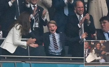 Familja Mbretërore po e ndjek nga tribuna finalen e Euro 2020 - kamerat kapin momentin e ekzaltimit të princit të vogël George kur Anglia kaloi në epërsi