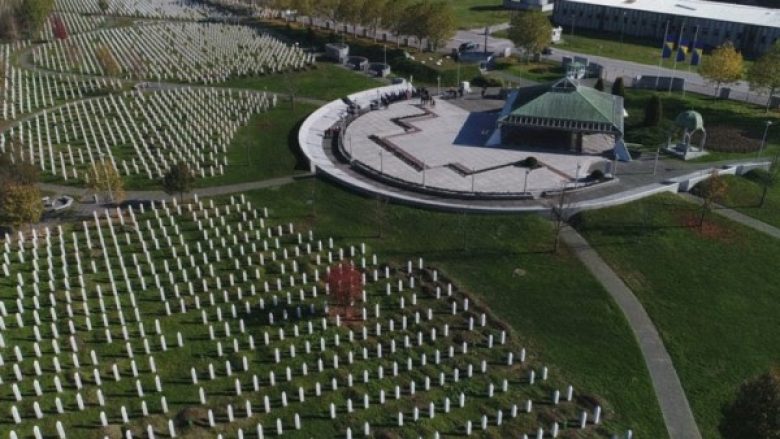 26 vjet nga masakra e Srebrenicës