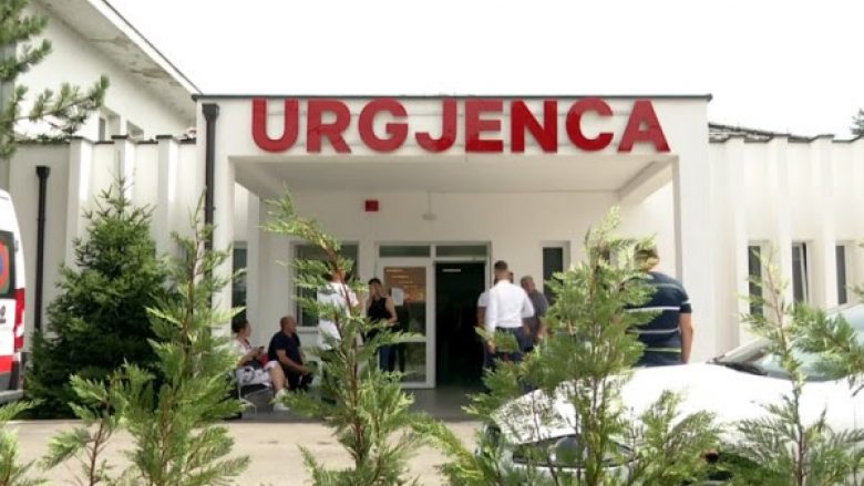 Banorët e Deçanit insistojnë se janë helmuar nga uji