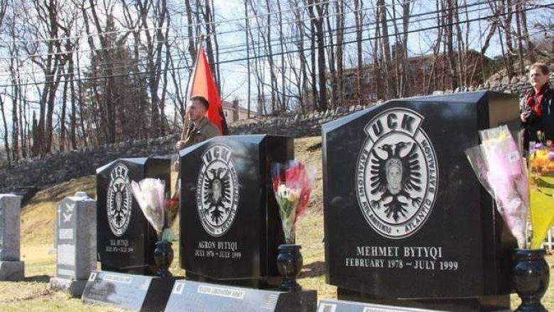 Ambasada amerikane në Serbi: Nuk do të harrojmë vrasjen e vëllezërve Bytyqi, kërkojmë drejtësi