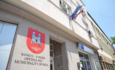 Për vetëm 20 minuta, Komuna e Pejës transkriptoi fjalimet e seancës përmes inteligjencës artificiale - Shqip.ai