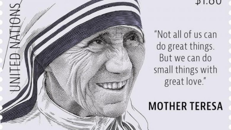 Administrata Postare e Kombeve të Bashkuara nderon Nënë Terezën duke e vendosur në pulla postare foton e saj