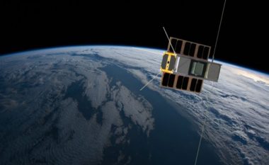 Hungaria lanson satelitin e tretë