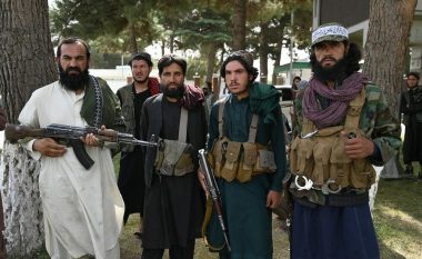 Rrëfimet e afganëve që talebanët u dërguan letra kërcënuese: Dorëzohuni ose do t’ju vrasim