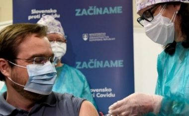 ​Sllovakia ndalon përdorimin e vaksinës ruse