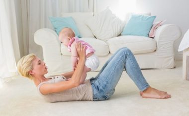 Çdo nënë ka tingull të ndryshëm kur i flet bebes, mirëpo të gjitha kanë një gjë të përbashkët